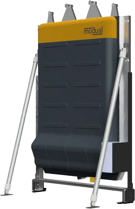 Freestanding battery pack with support struts